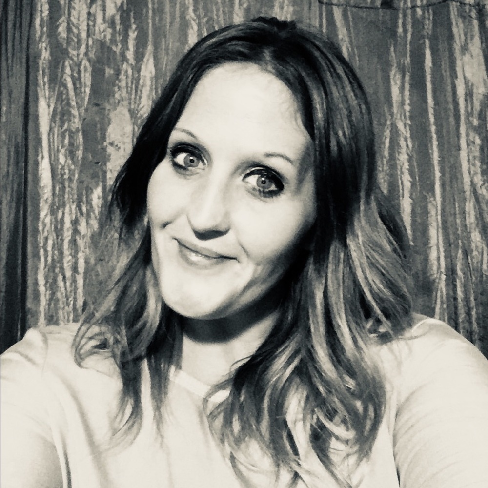 Meet your Posher, Lauren